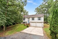 Building Photo - 7390 Lake Dr