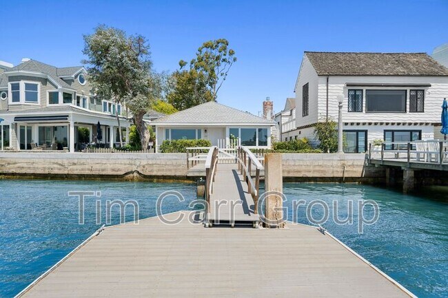 Building Photo - 112 S. Bayfront