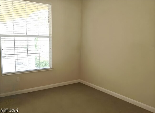 Building Photo - 8485 Deimille Ct