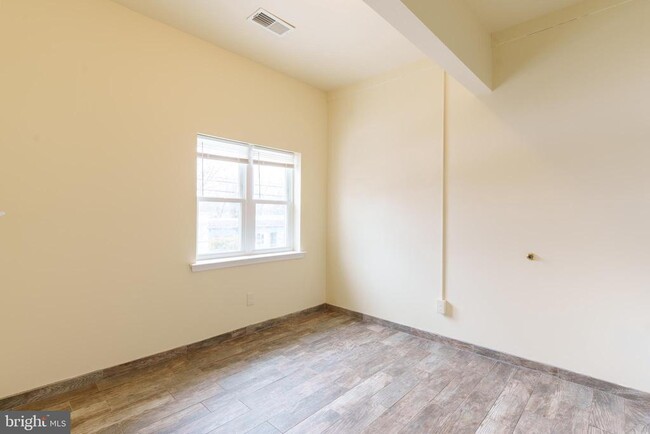 Building Photo - 101 E Camden Ave