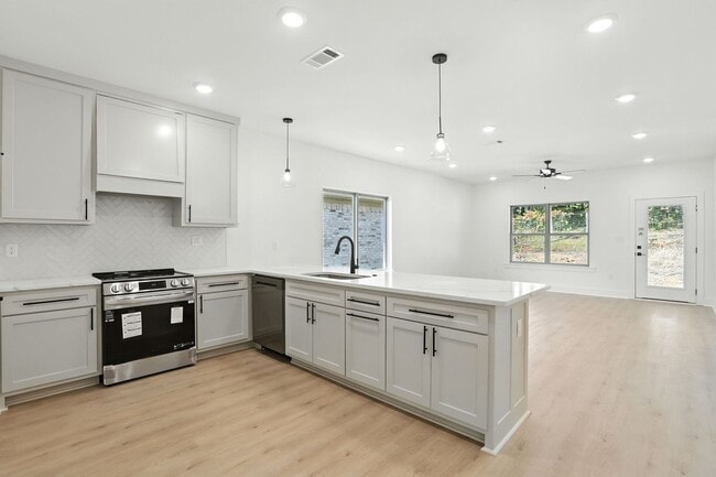 Building Photo - West Little Rock - 1500 SqFt New Constucti...