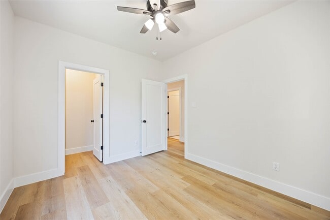 Building Photo - 10608 Ashville Dr