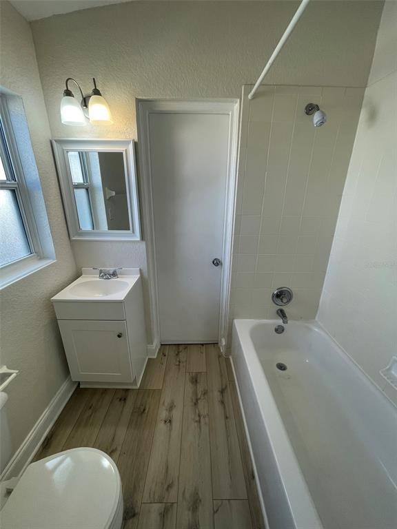 Building Photo - 2612 Coolidge Ave