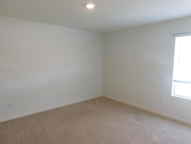 Building Photo - 1034 Canvasback Wy