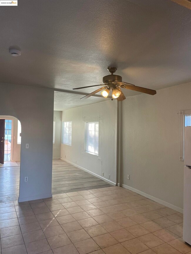 Building Photo - 3525 Bissell Ave