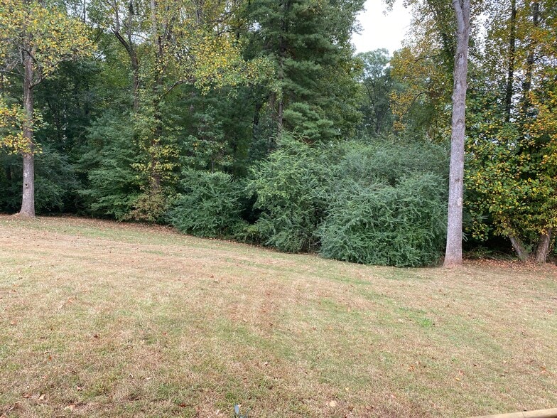 Building Photo - 100 Browning Dr