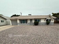 Building Photo - 8746 E Palm Ln