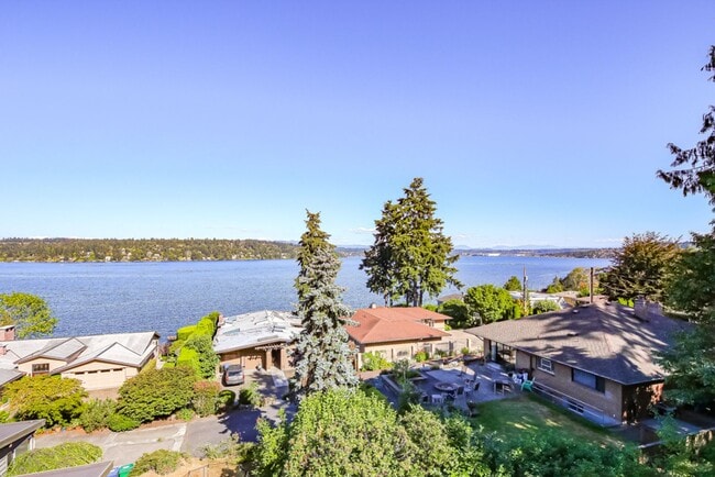 Building Photo - Seward Park Estate