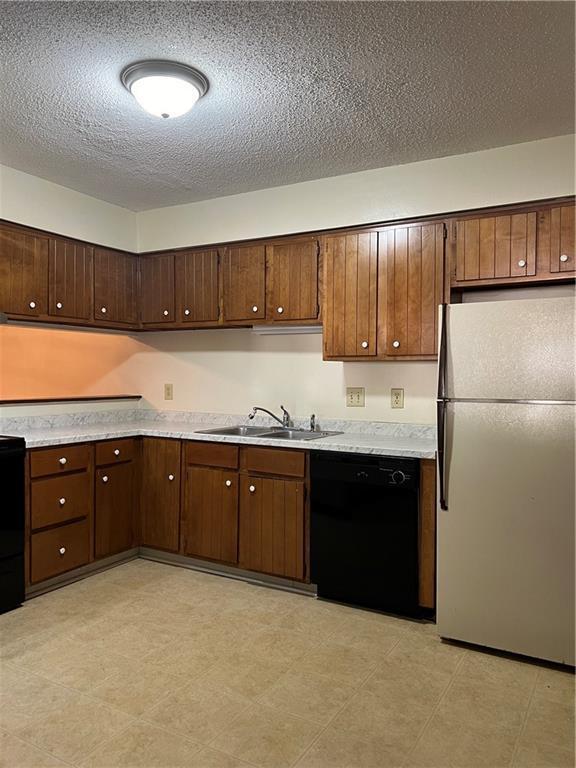 Building Photo - 569 Ayrshire Way