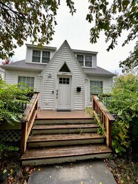 Building Photo - Fully Furnished and Fully Stocked Home For...