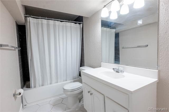 Building Photo - 2092 S Helena St