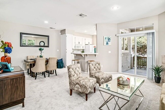 Building Photo - Beautiful 3 Bed, 3 Bath Condo for Rent in Livermore, CA