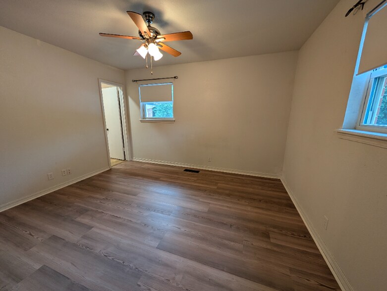Building Photo - 11727 S 87th E Ave