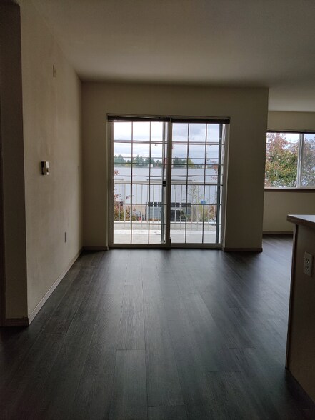 Primary Photo - 12549 28th Ave NE