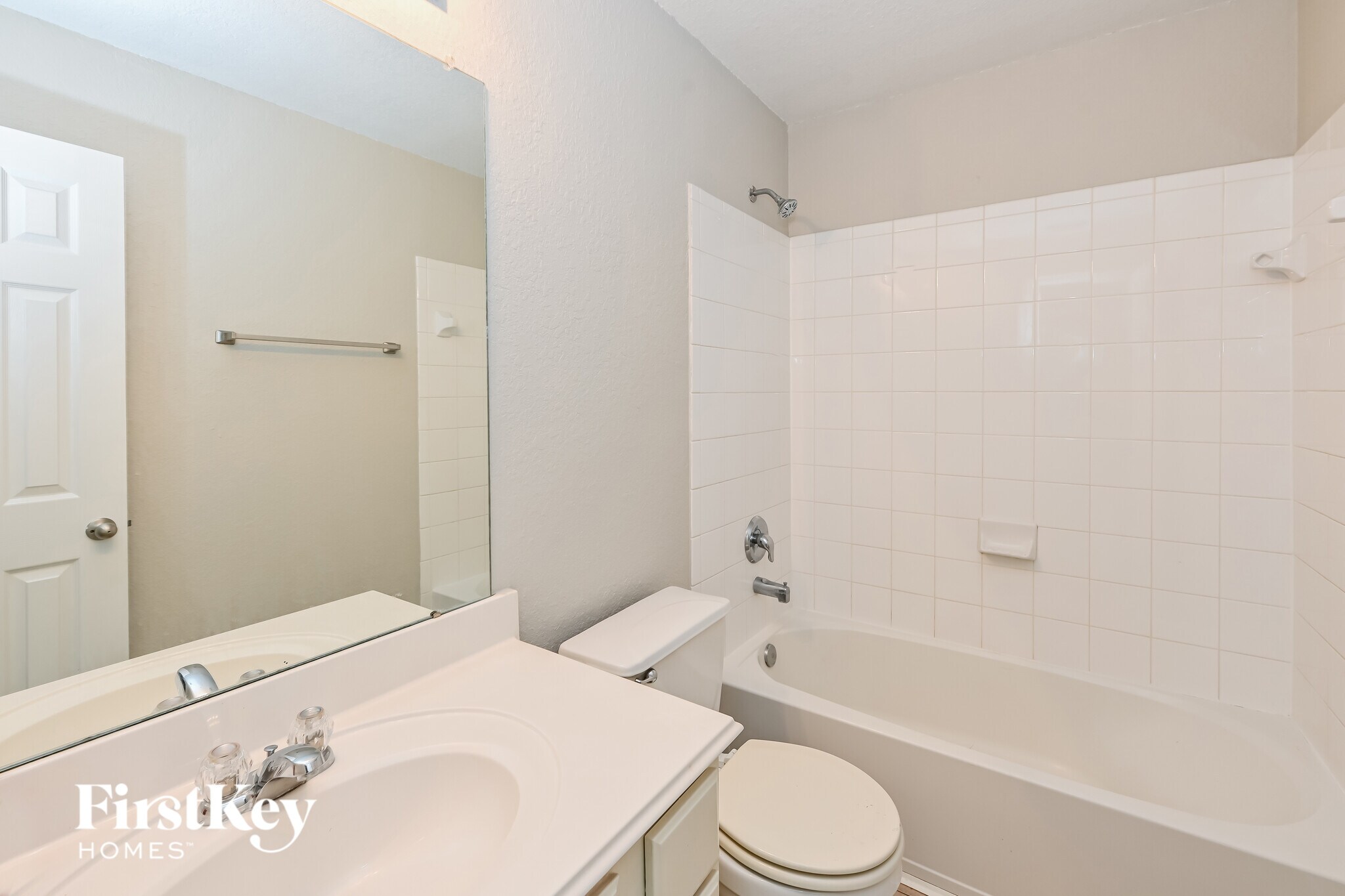 Building Photo - 25106 Twister Tr