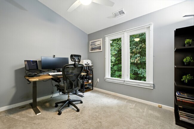 Building Photo - 10903 Whiterim Dr
