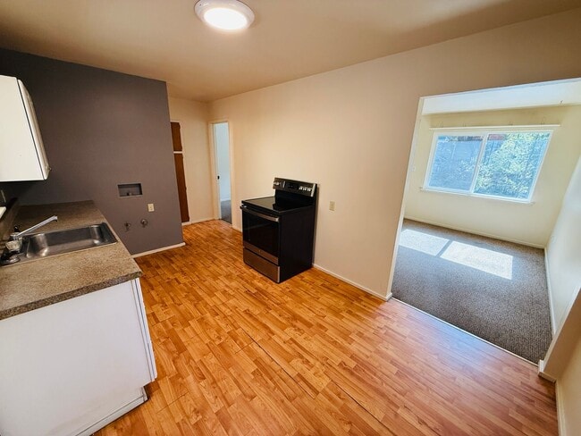 Building Photo - 2505 Kubel Ave