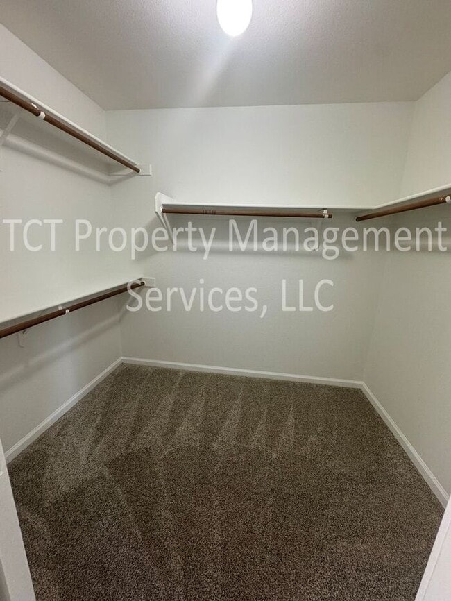 Building Photo - Tastefully Updated Home in Great Chandler Location