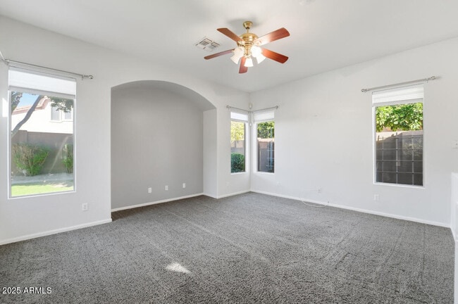 Building Photo - 7180 W Trails Dr