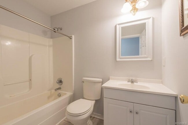 Building Photo - Newly Renovated 4 Bedroom | 4 Bath With Private Parking | Upper and Lower Covered Porches!