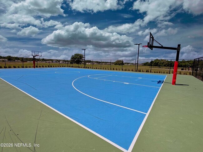 Building Photo - 462 Ardila Cir