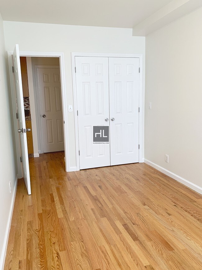 Building Photo - DUPONT STREET