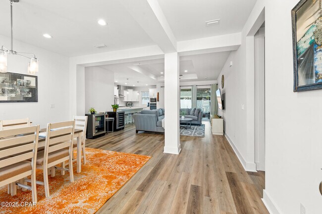 Building Photo - 455 Foxtail Wy