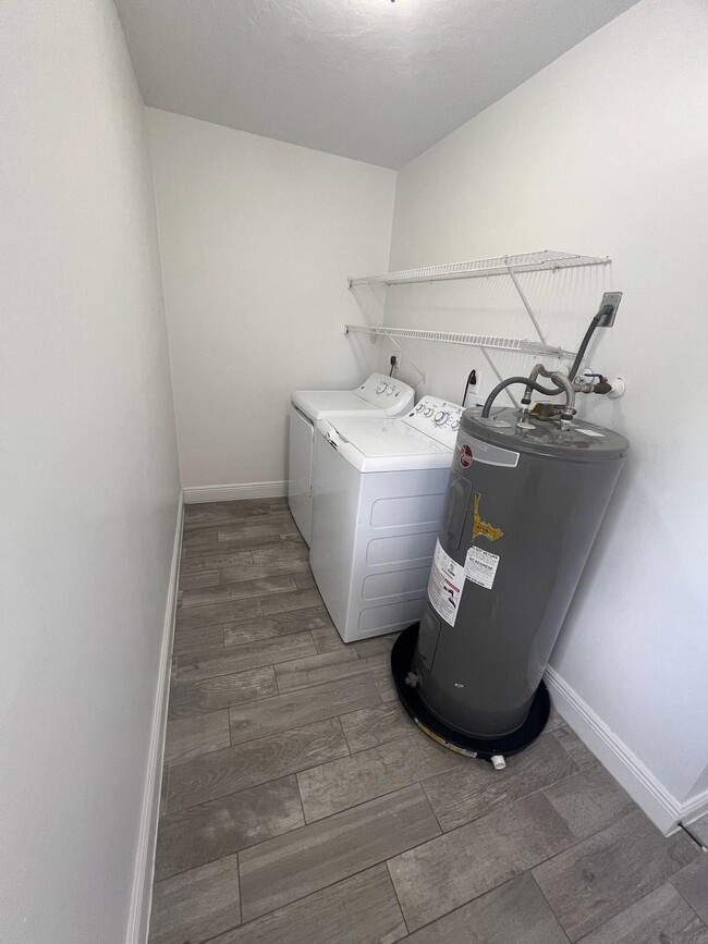 Building Photo - 1554 Citation Dr