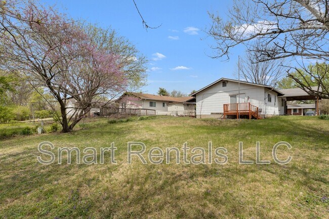 Building Photo - 1114 Ransome Ct