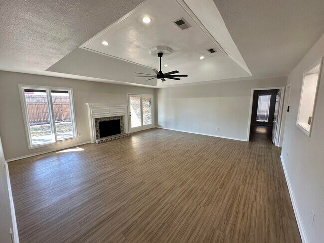 Building Photo - 5821 80th St