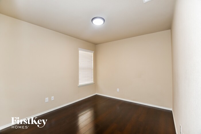 Building Photo - 1480 Arabella Ave