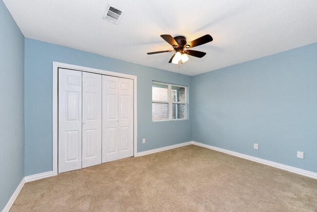 Building Photo - 15031 Kimberley Ct