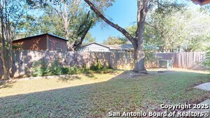 Building Photo - 2811 Old Field Dr