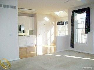 Building Photo - 26384 Island Lake Dr