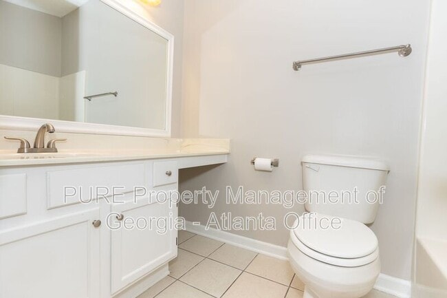 Building Photo - 3107 Waterford Ct