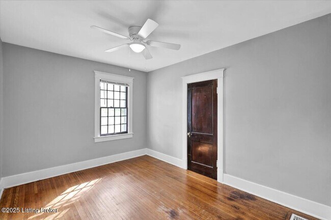 Building Photo - 2059 Alta Ave