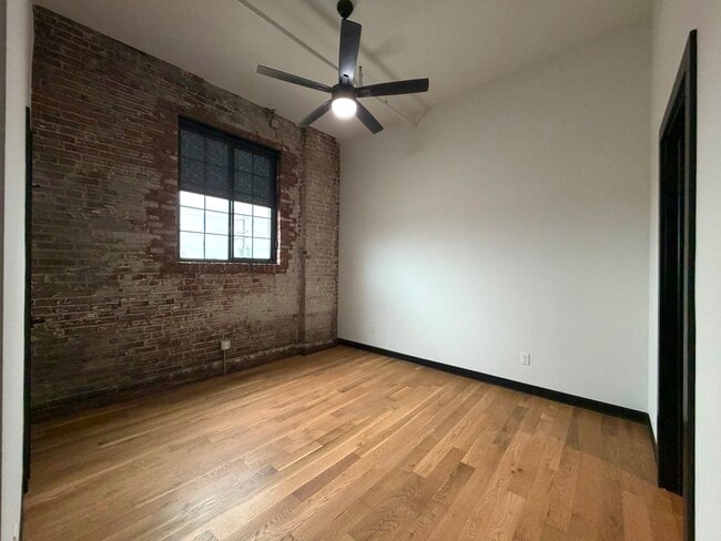 Building Photo - 2017 Chouteau Ave