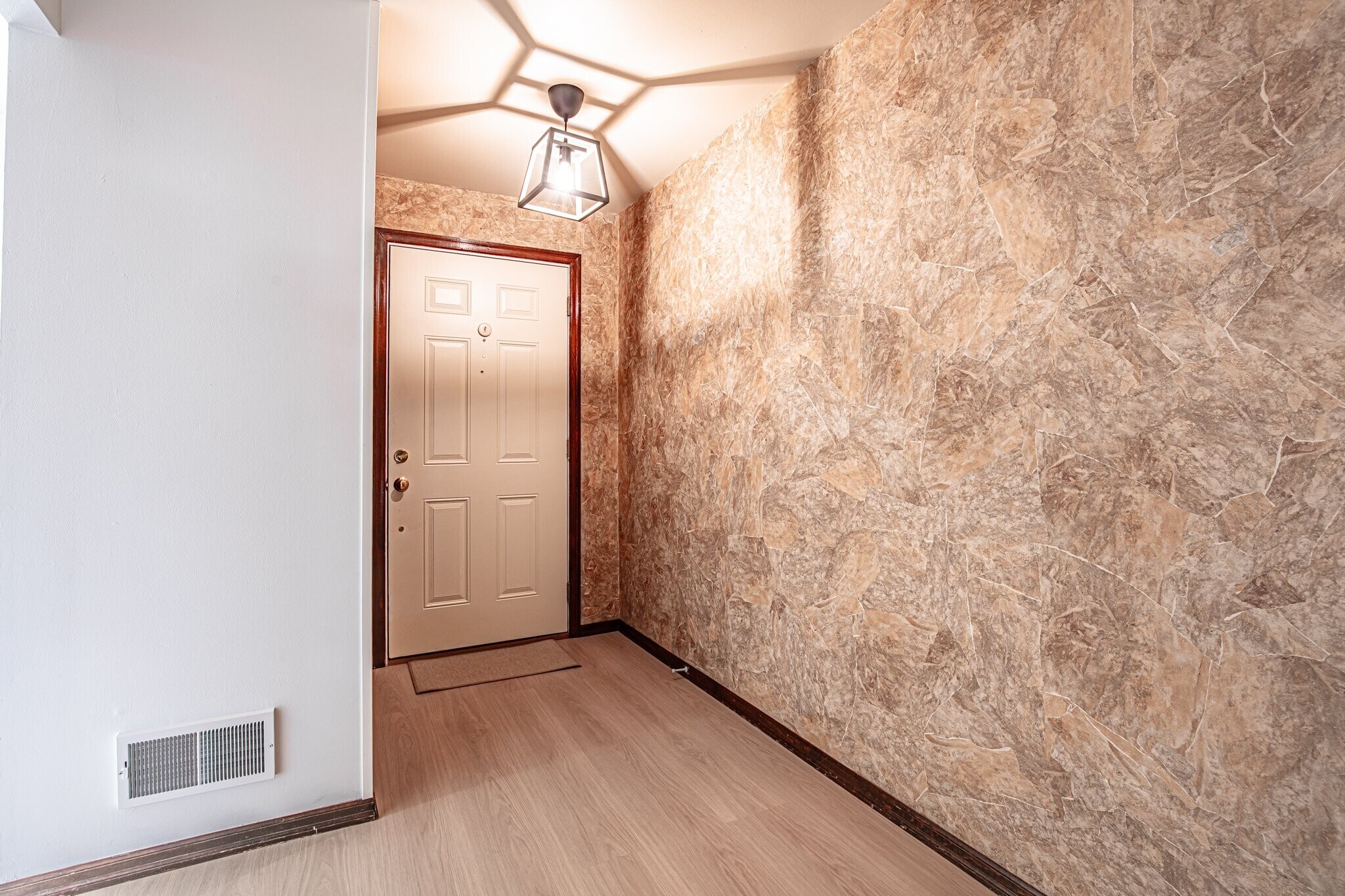 Building Photo - 1026 Fox Run