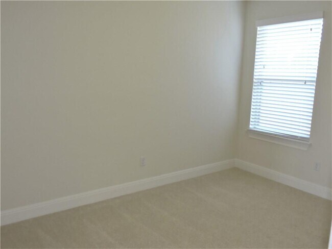 Building Photo - 1120 Sundrops St