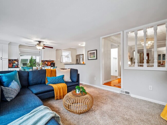 Building Photo - 386 Walworth Ave