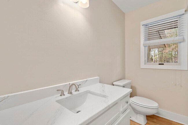 Building Photo - 298 Summerset Ln