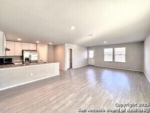 Building Photo - 506 Blue Stem Rd