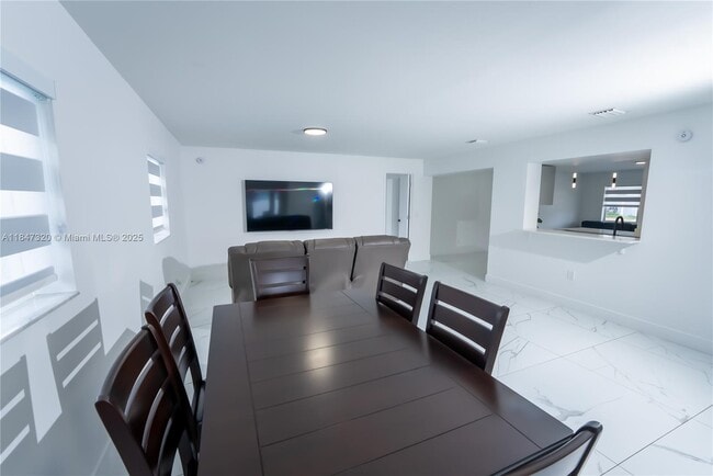 Building Photo - 11520 SW 57th St