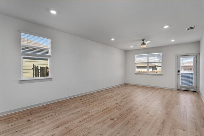 Building Photo - 8206 Linda Michelle Ln