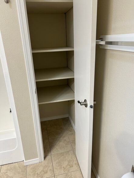 Building Photo - 238 Anderson Blvd