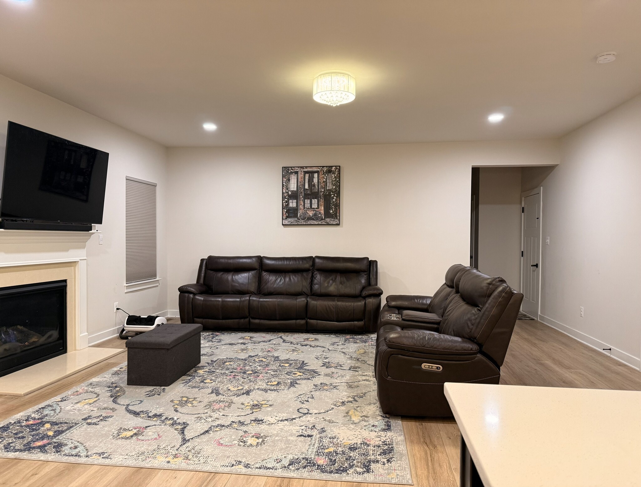 Building Photo - 3212 Vanessa Dr