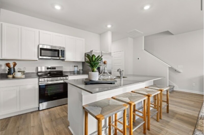 Building Photo - 3056 Seguaro Ln
