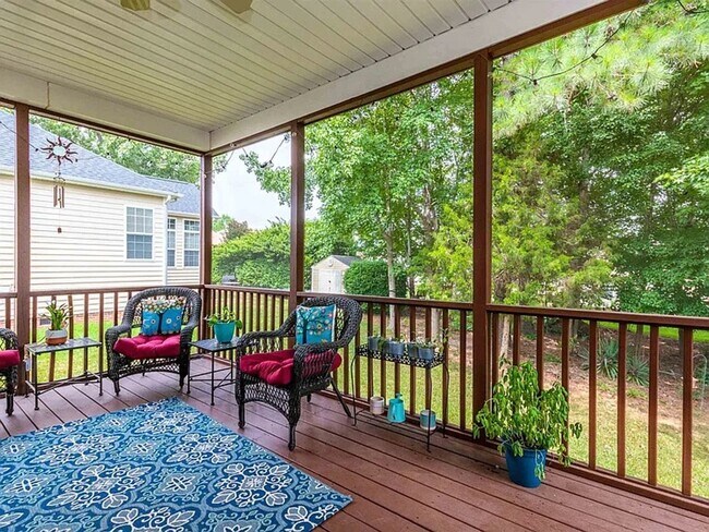 Building Photo - Stunning 4BD, 2.5BA Raleigh Home in the Prestigious Eagle Ridge Golf Community with Premier Ameni...