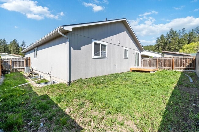 Building Photo - Newly Remodeled Single Family Home in Gate...