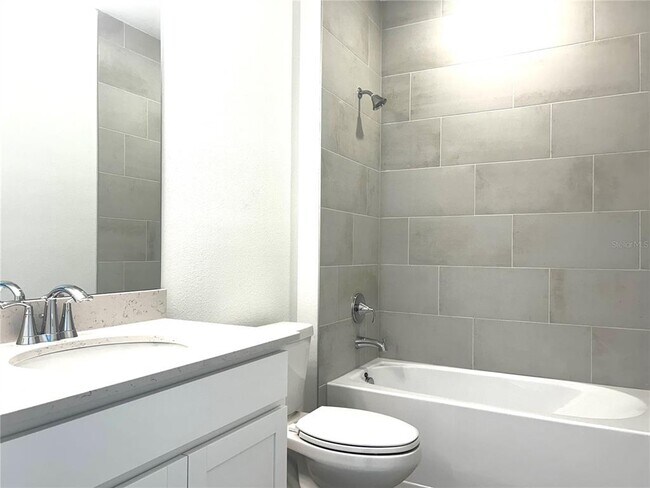 Building Photo - 6637 SW 89th Loop